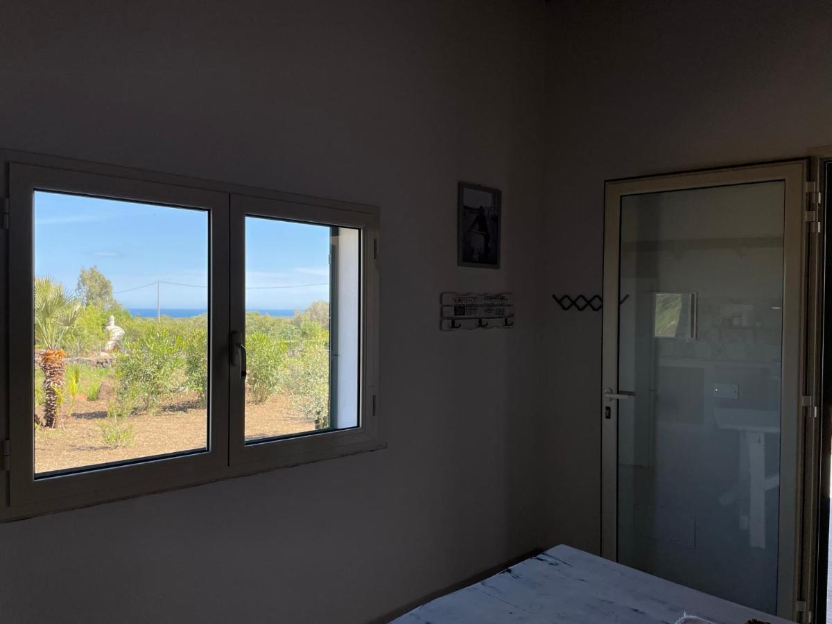 Casa Vacanze Gollei, Орозеи Экстерьер фото